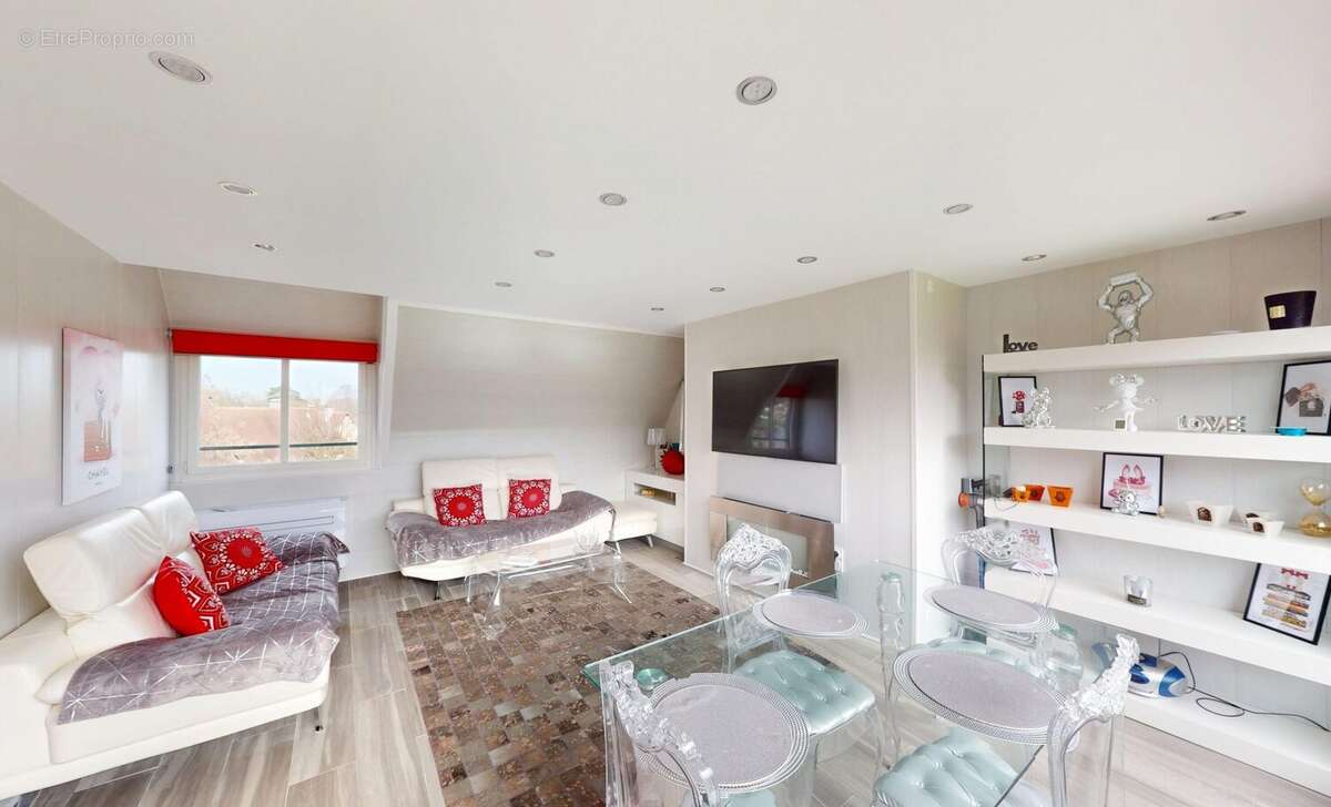 Appartement à TOURGEVILLE
