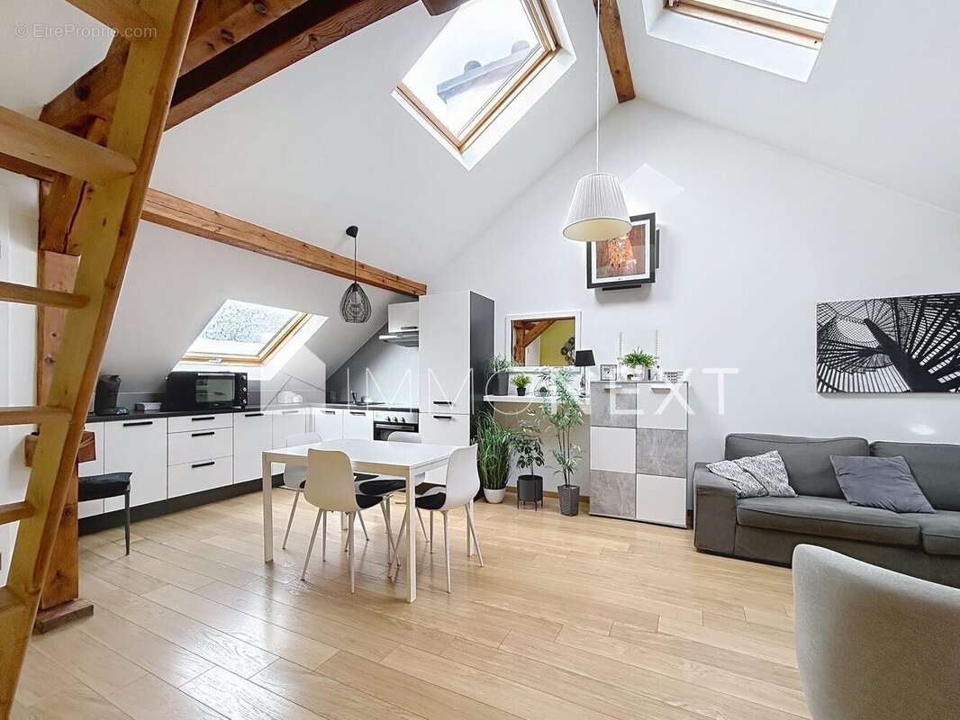 Appartement à AUMETZ