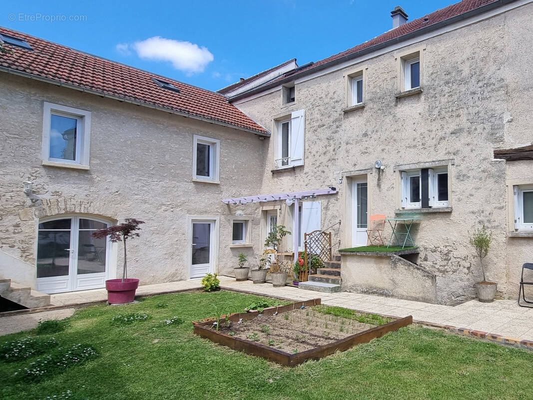 Appartement à BOUAFLE