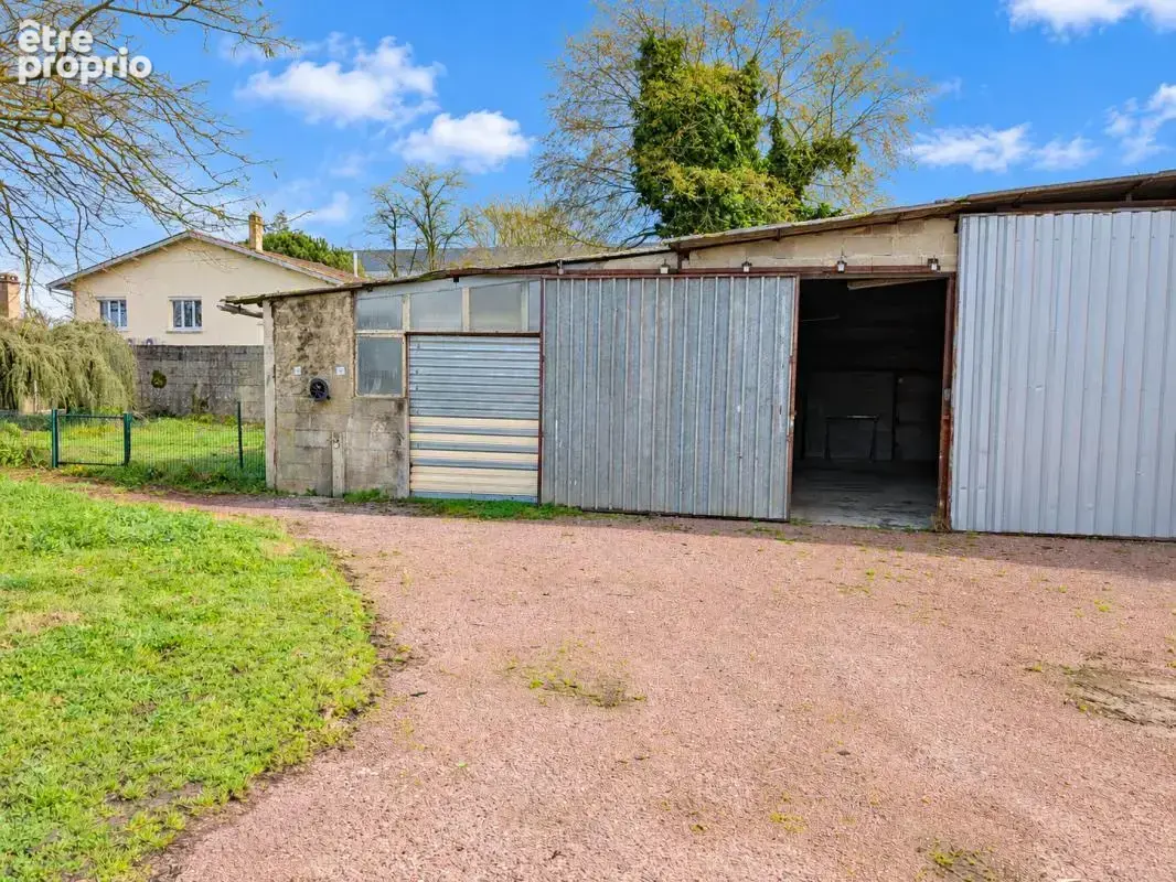 Entrepôt 205 m² terrain 840 m² libourne 125 000 € - photo 1