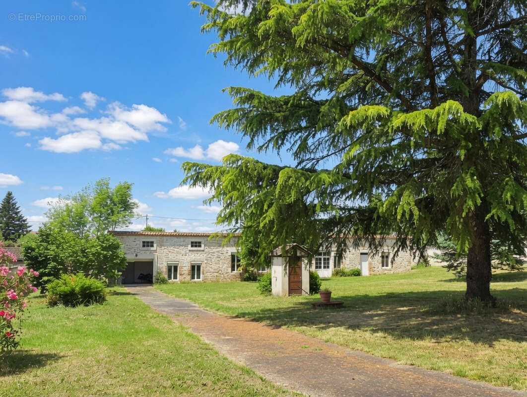 Maison à VILLENEUVE-SUR-LOT