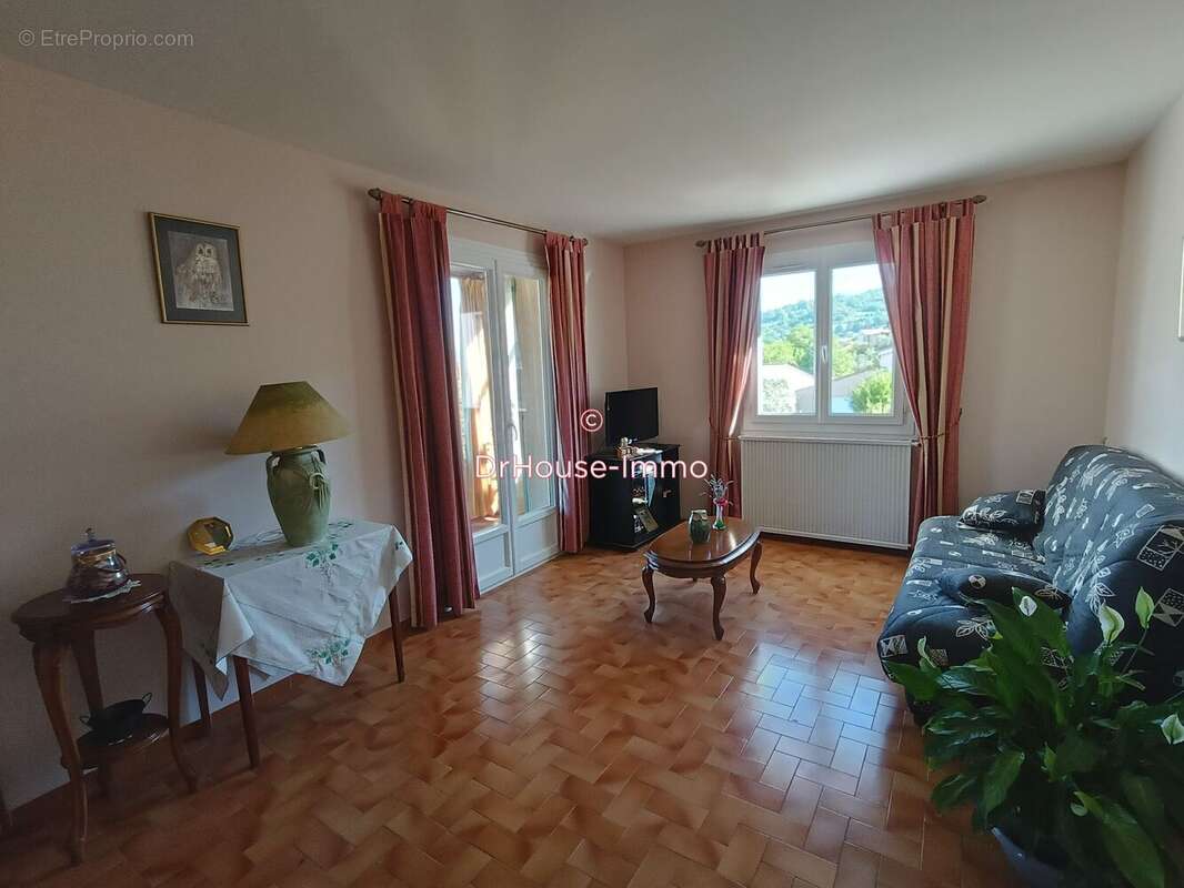 Maison 126 m² à L'escale  - photo 60