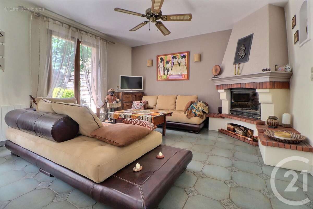 Maison à AULNAY-SOUS-BOIS