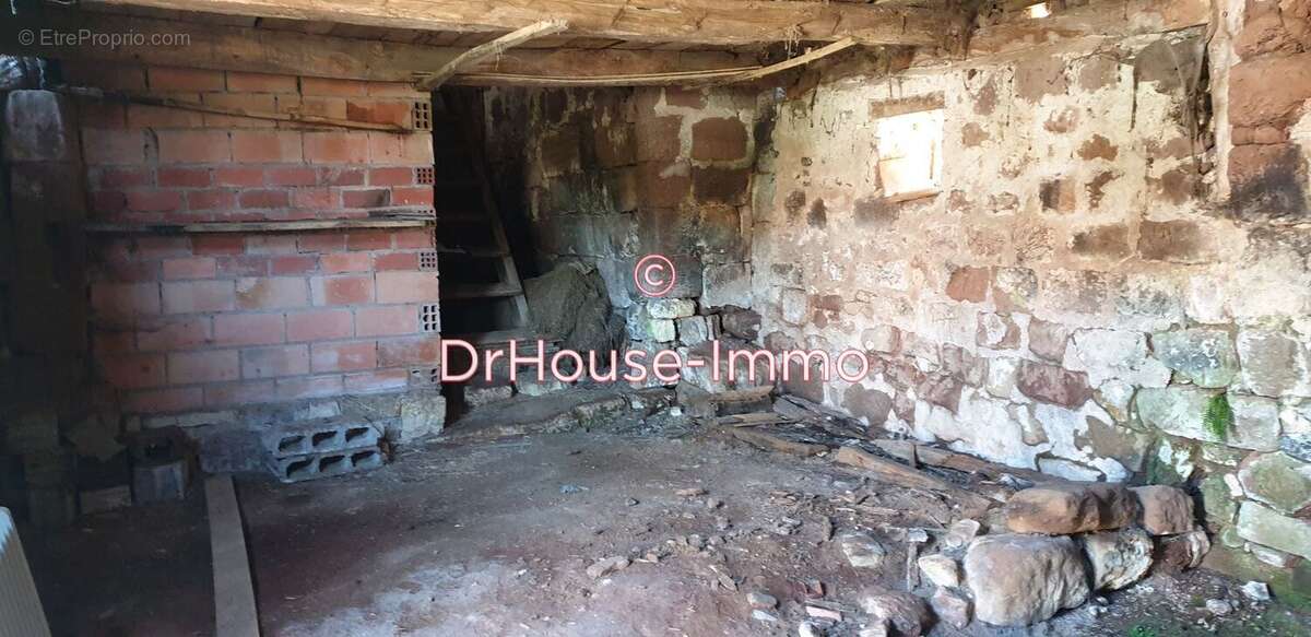 Maison à ROSIERS-DE-JUILLAC