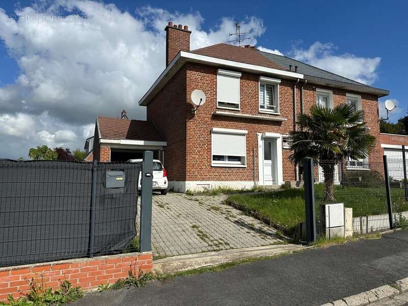 Maison à PROUVY