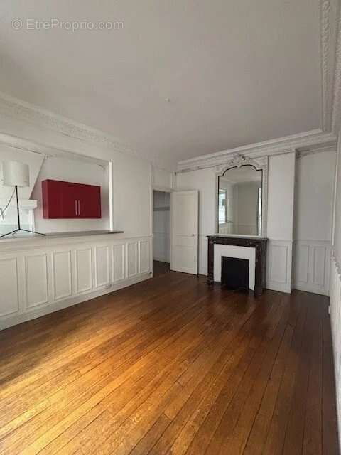 Appartement à PARIS-12E