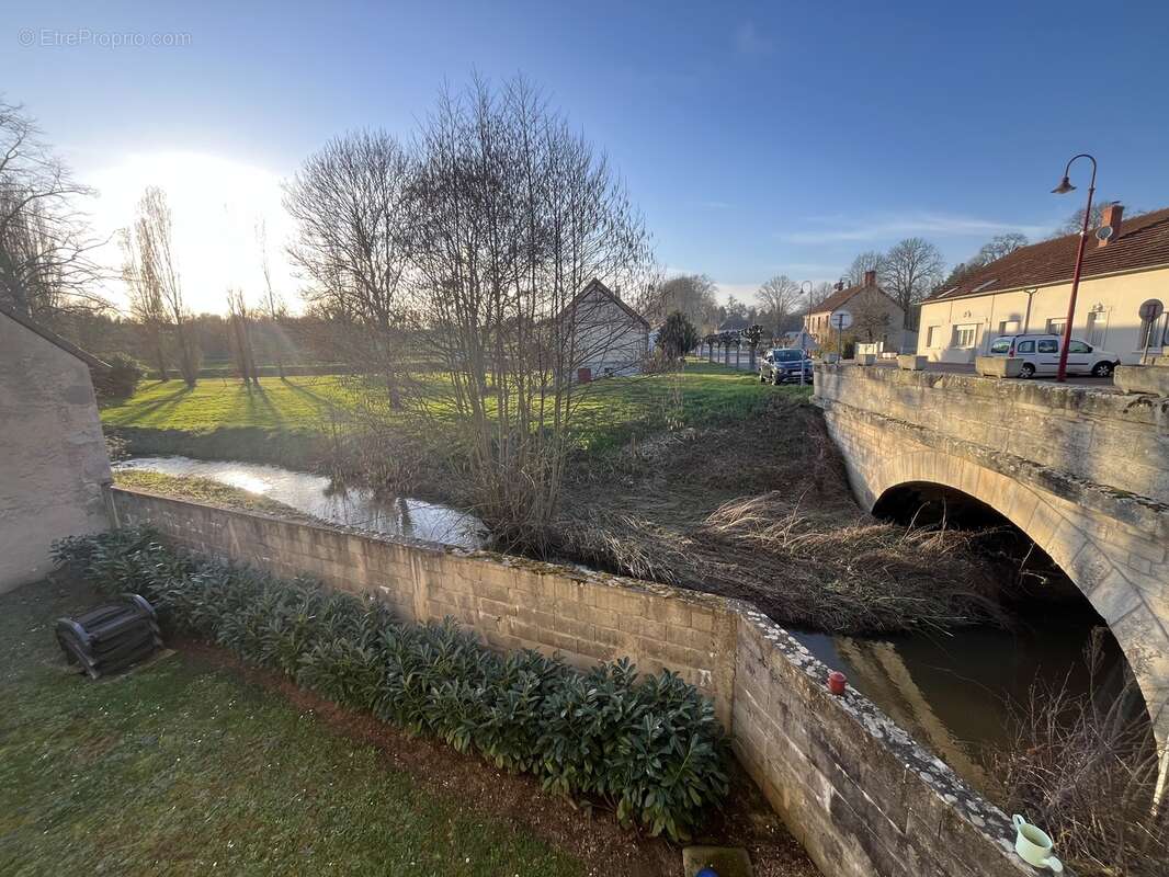 Maison à LE CHATELET