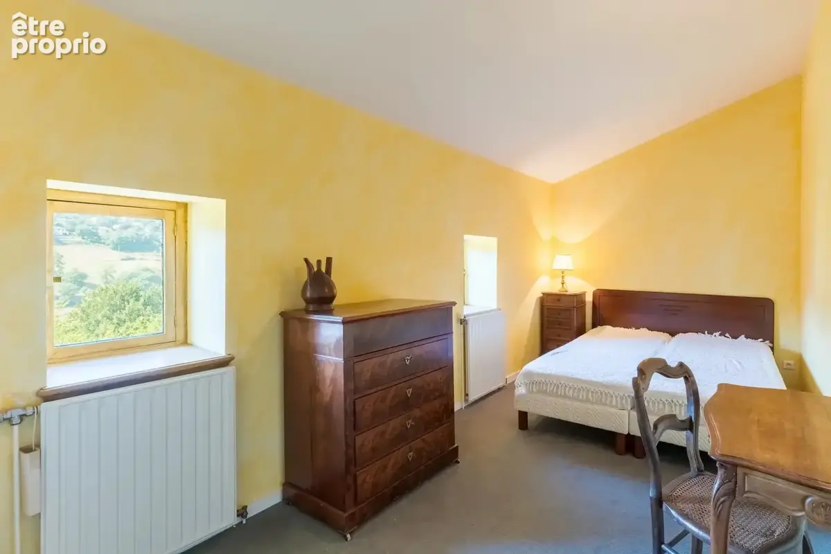 Poleymieux-au-mont-d’or – propriété en pierre dans un secteur recherché - photo 7