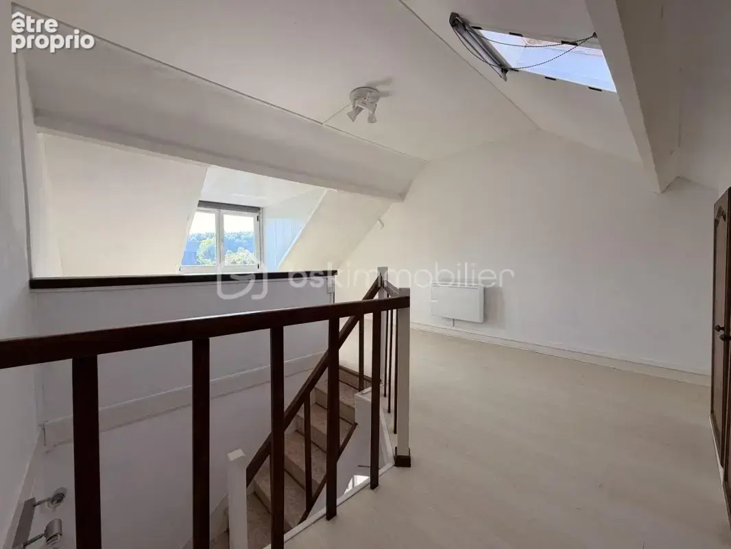 Maison de ville en briques proche des commerces avec terrasse - photo 16