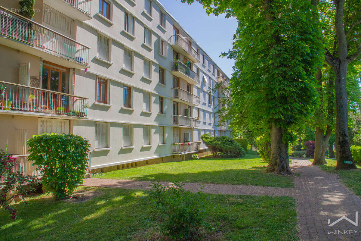 Appartement à ABLON-SUR-SEINE