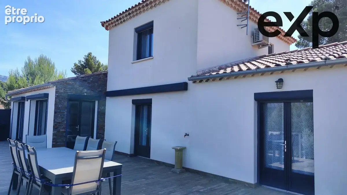 Maison 137 m² à Plan-D'aups-Sainte-Baume  - photo 6