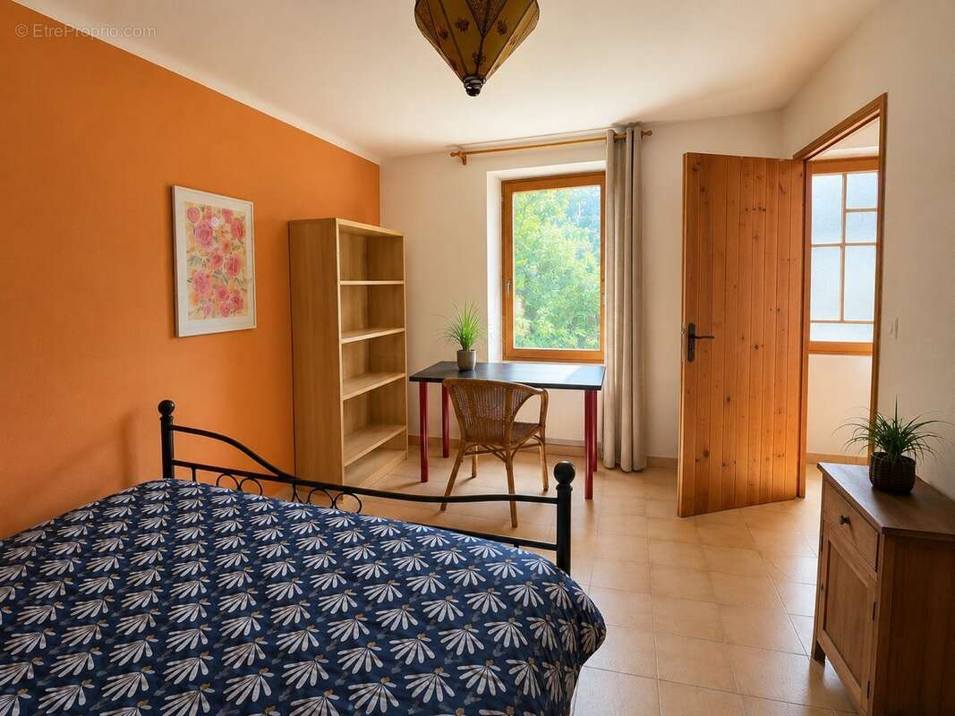 Maison 170 m² à Hauterives  - photo 6