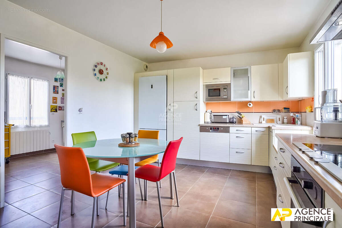 Appartement à MAISONS-LAFFITTE