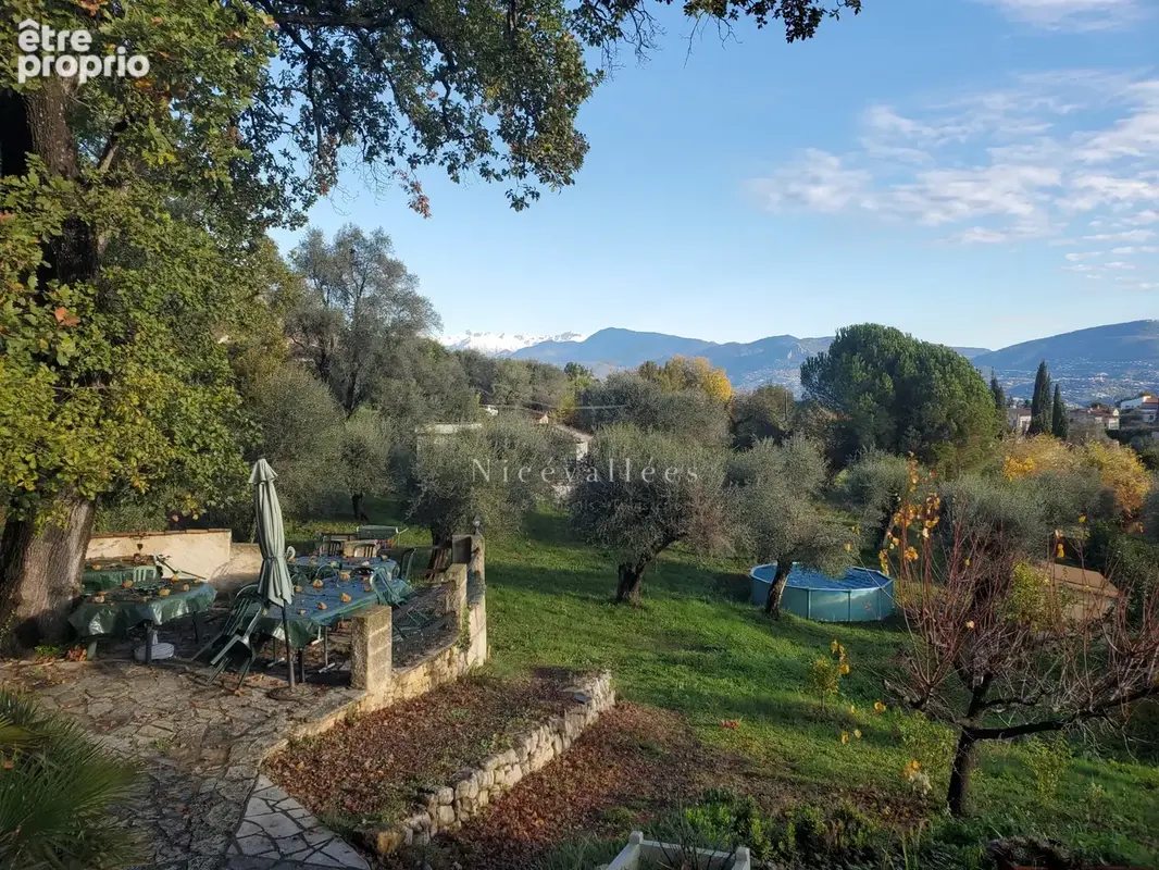 Villa 8 pièces sur 2330 m2 de terrain - photo 9