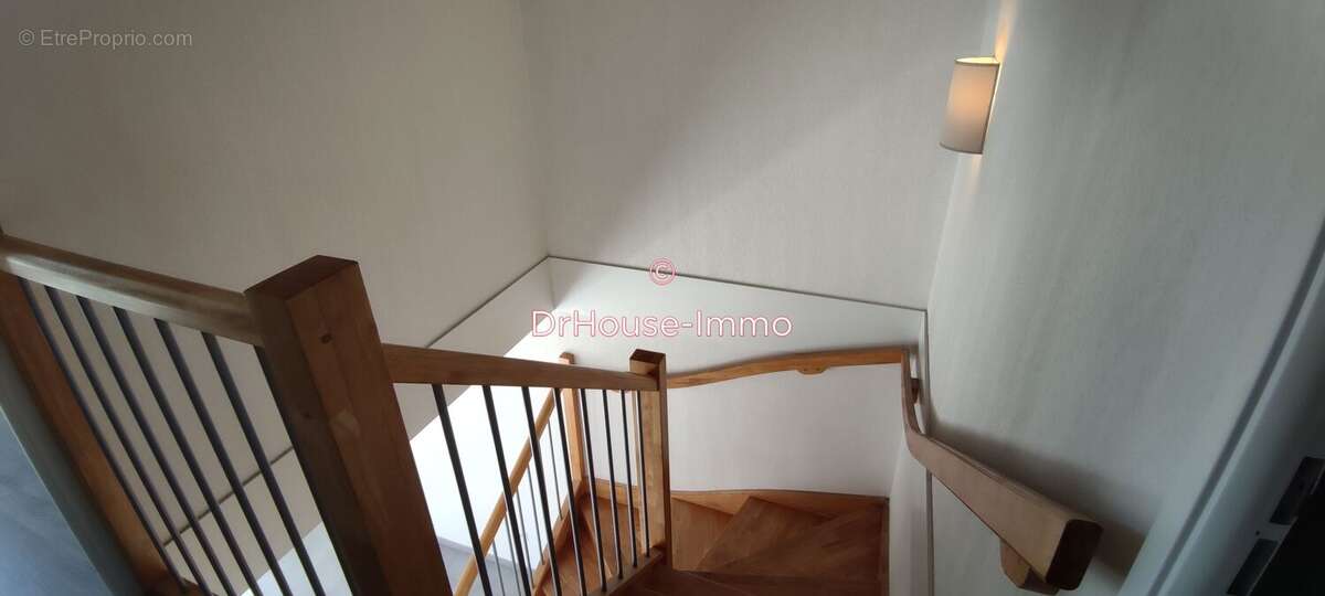 Maison à LABARTHE-SUR-LEZE