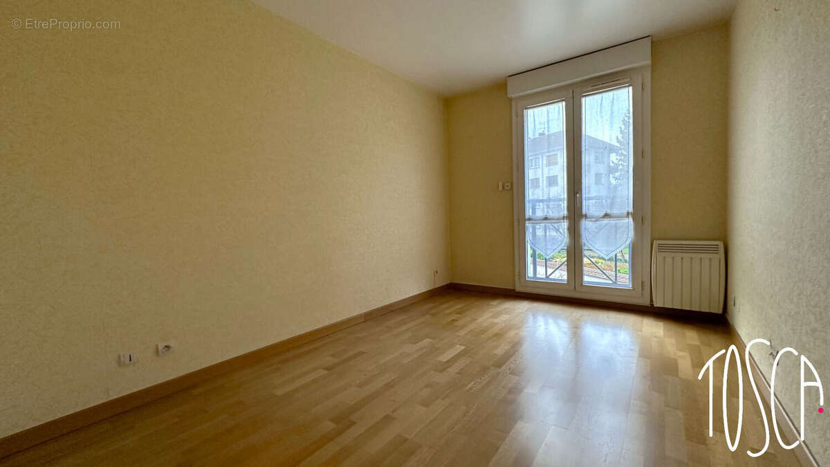 Appartement à THIAIS