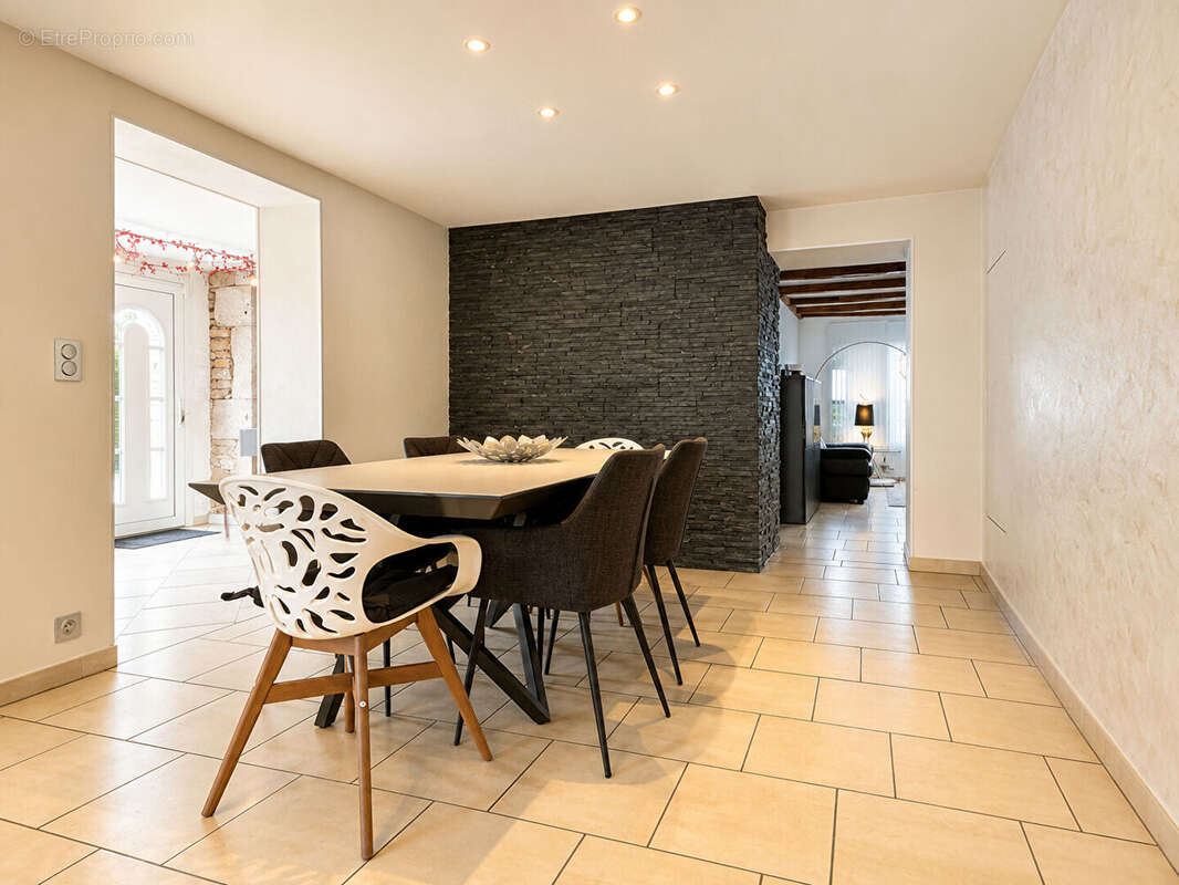 Maison de charme en pierres Champvans - photo 10