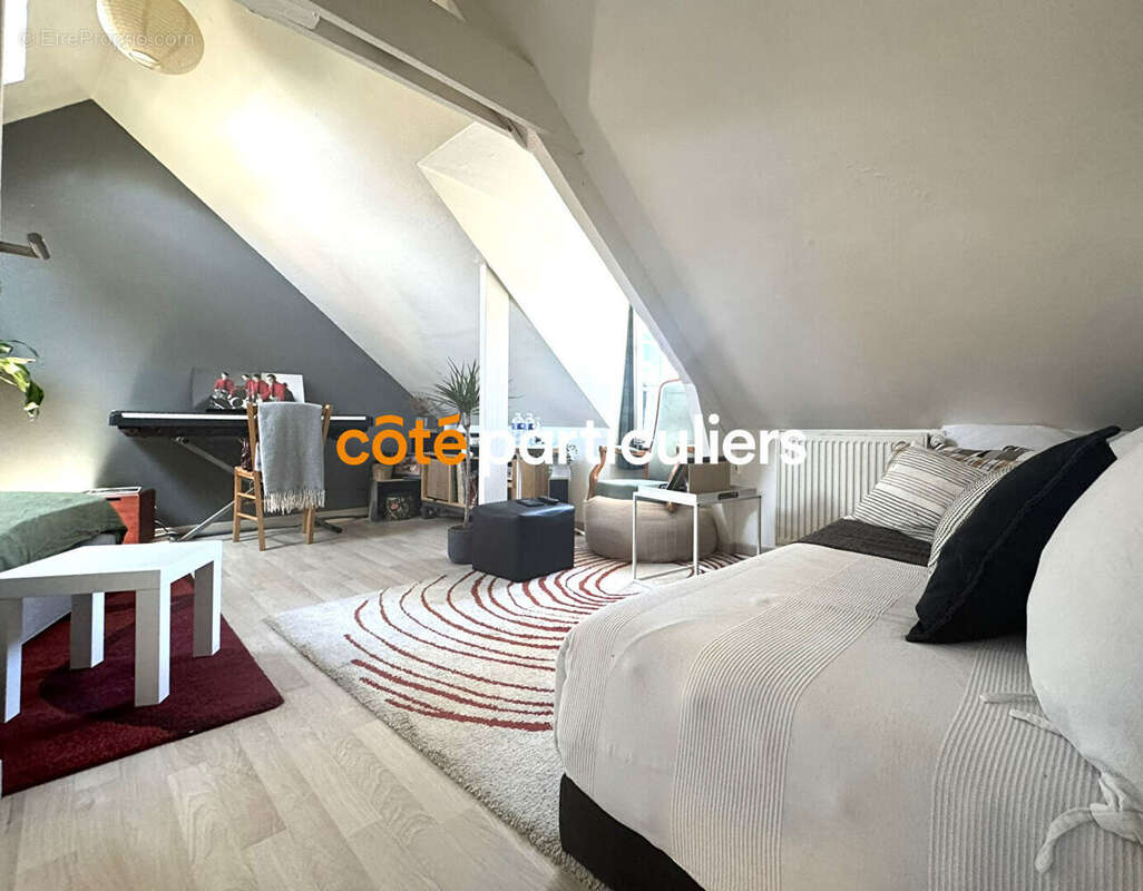 Maison à SAINT-MELOIR-DES-ONDES