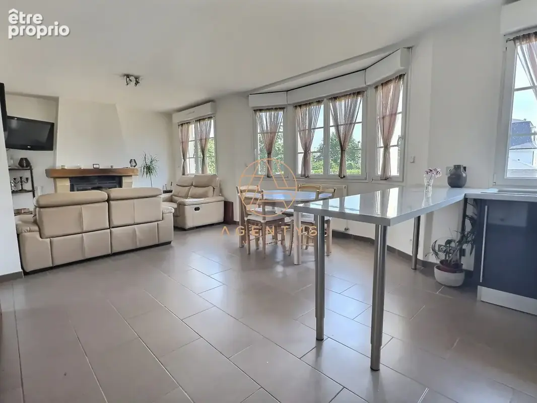Maison 7 pièces 157 m² à vendre à Le Plessis-Trevise (94420) - photo 5