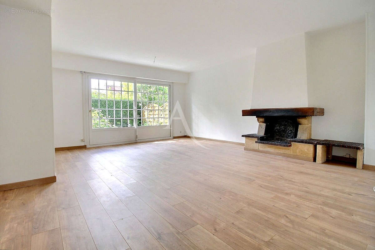 Maison 7 pièces Maurepas quartier des Bessières - photo 5
