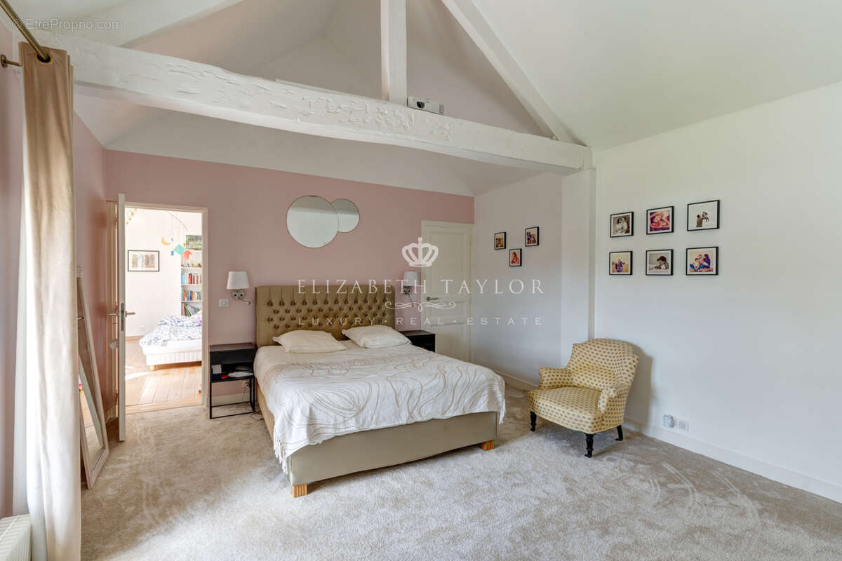 Maison à NOISY-LE-ROI