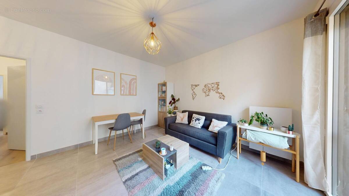 Appartement à LYON-4E