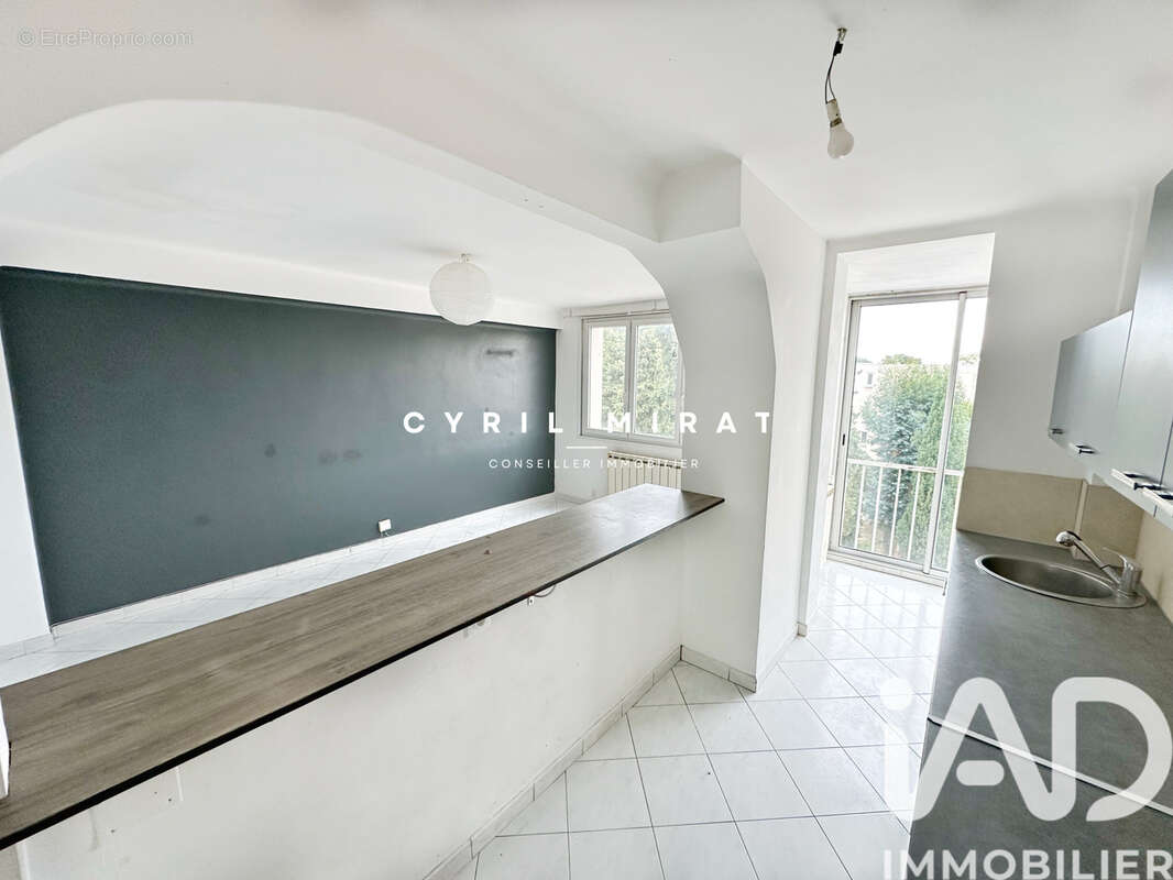 Photo 4 - Appartement à LA SEYNE-SUR-MER