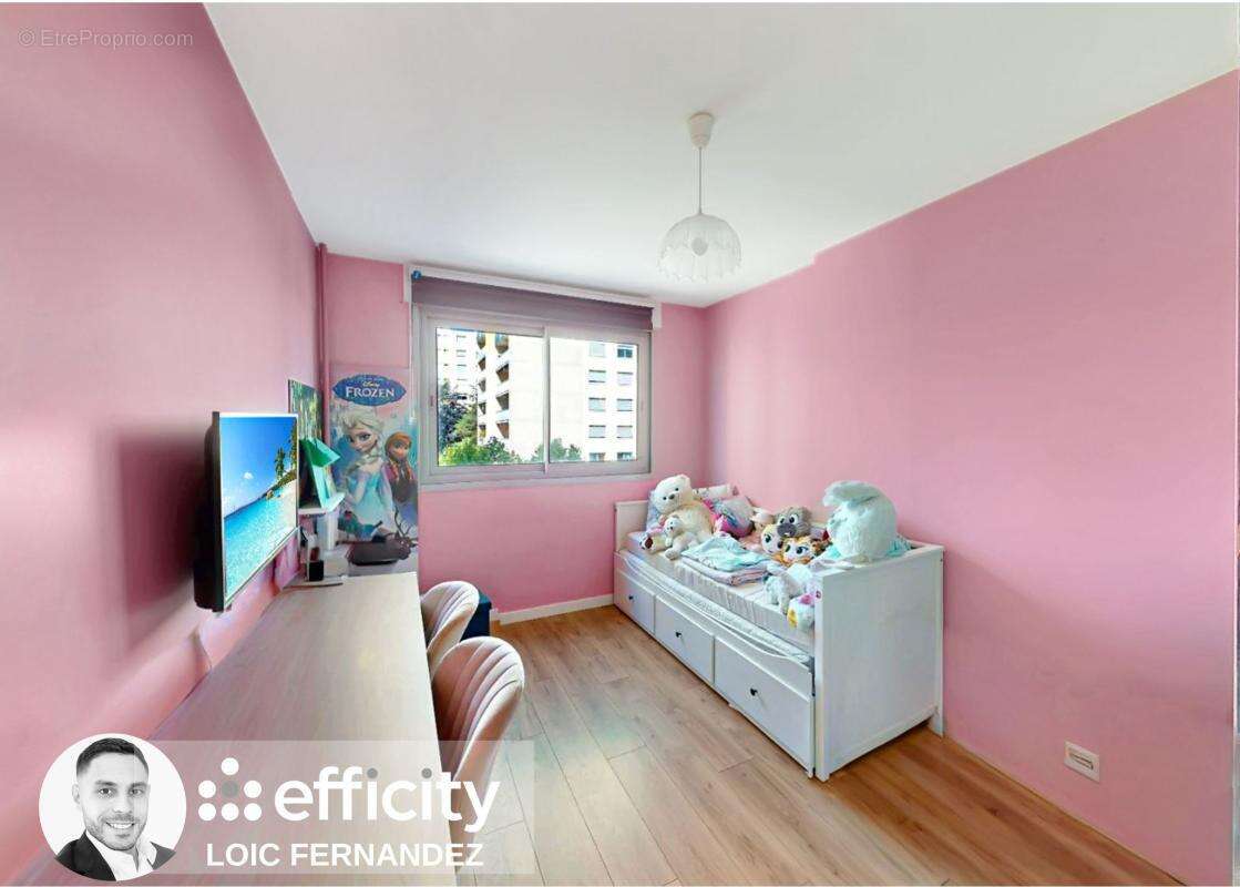 Appartement à BRON