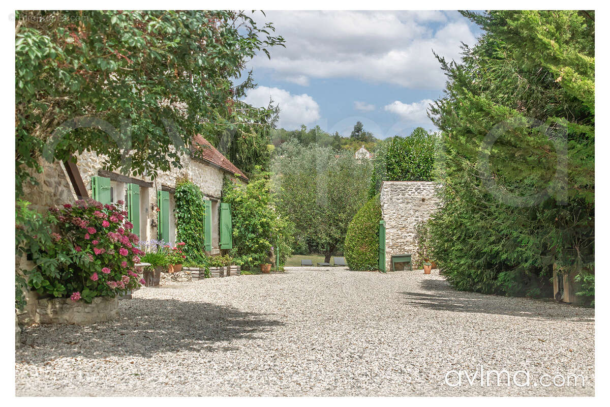 Thiverval-Grignon - Élégante propriété de caractère au cœur de la Plaine de Versailles - photo 28