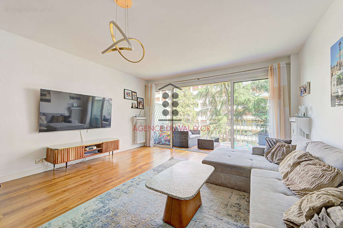 Appartement à SAINT-CLOUD