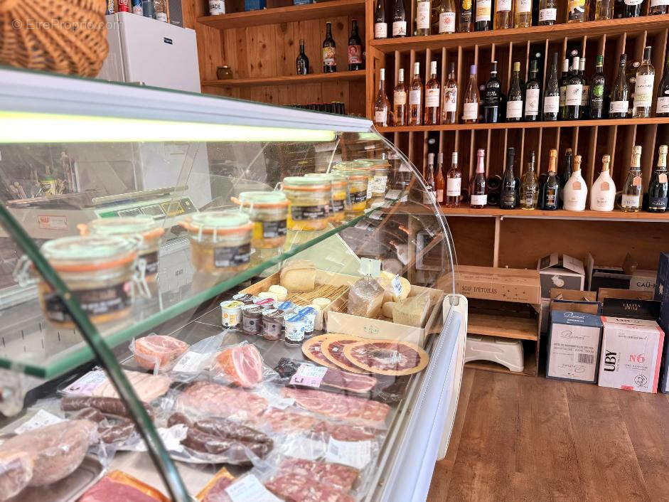 À vendre   vinothèque & épicerie fine - photo 6