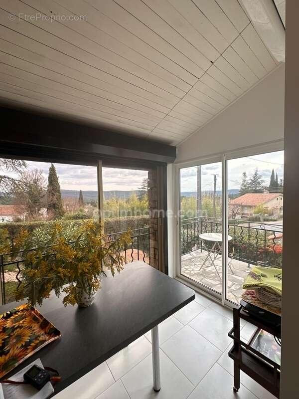 Villecroze – Propriété de charme avec studio indépendant, piscine et fort potentiel - photo 20