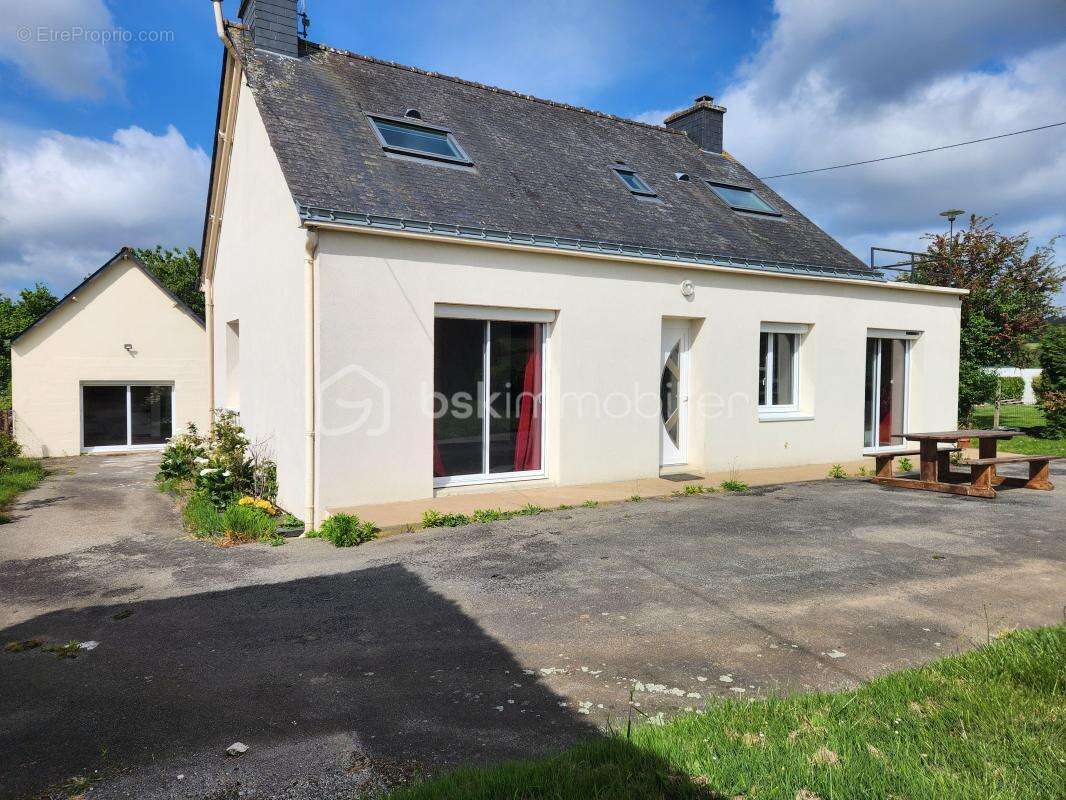 Maison à LA GACILLY