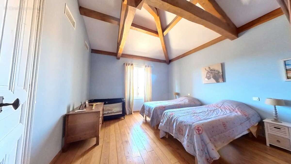 Maison à BESSAN