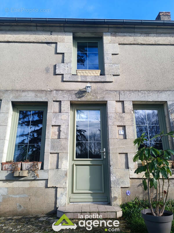 Maison à PRECY