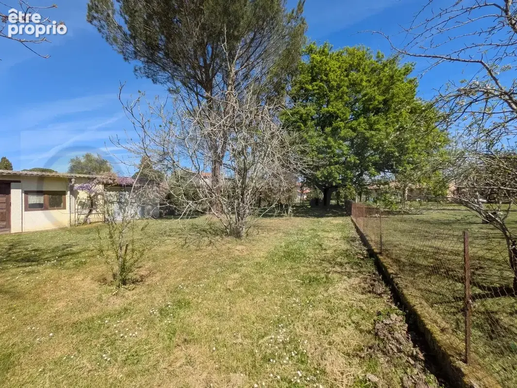Terrain à BRAX