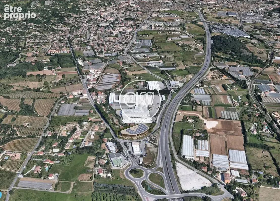 Hyeres ouest - bureaux - locaux commerciaux - à vendre   de 40 à 152m2 divisibles - photo 12