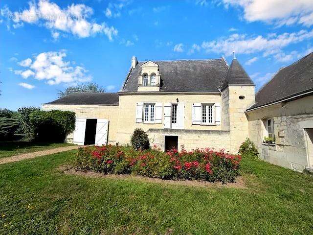 Maison 191 m² à Villebernier  - photo 2