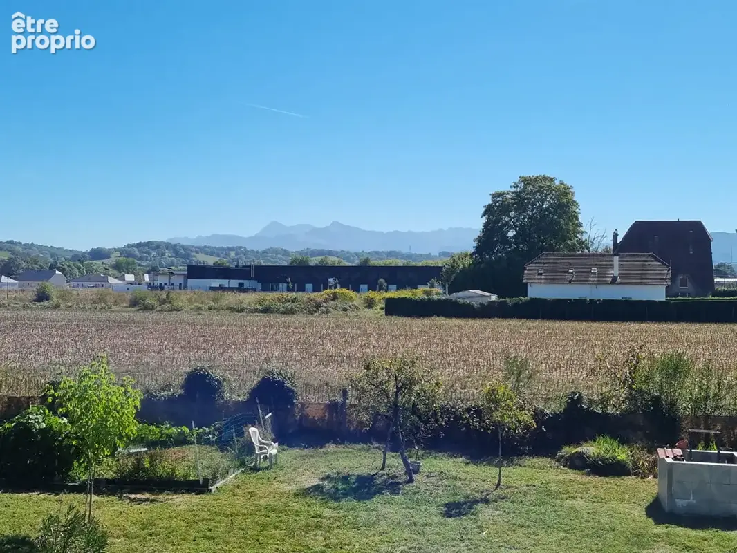 Maison d'architecte vue pyrenees pontacq 180 m² 4 chambres 2 bureaux 3 509 m² de terrain triple garage - photo 10