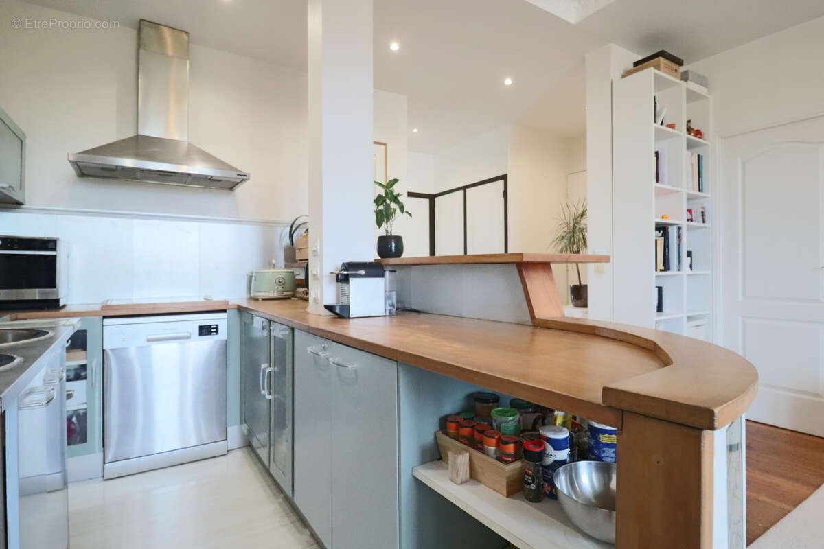 Appartement à LE PERREUX-SUR-MARNE