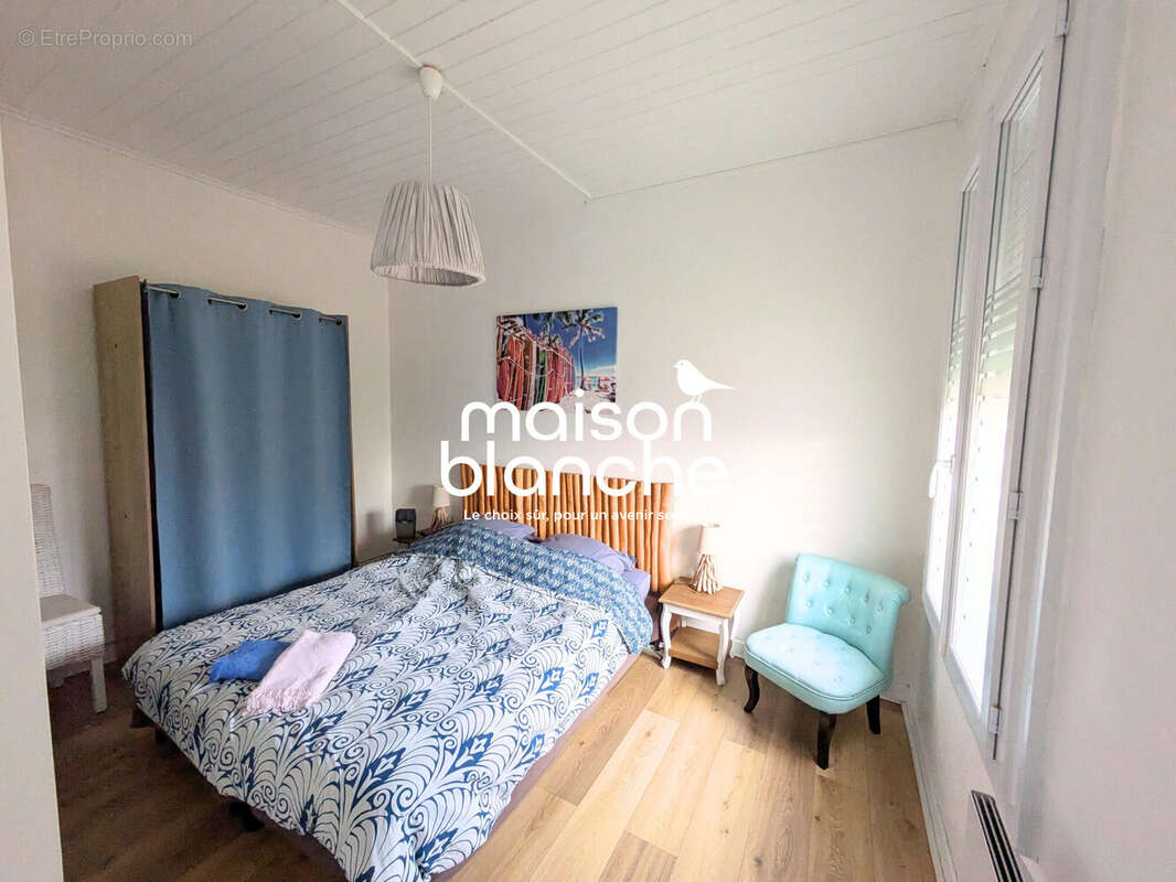 Maison 200 m² à Longeville-Sur-Mer  - photo 3