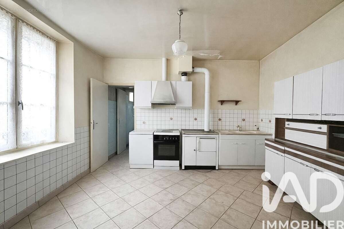 Maison 113 m² à Vendrest  - photo 6