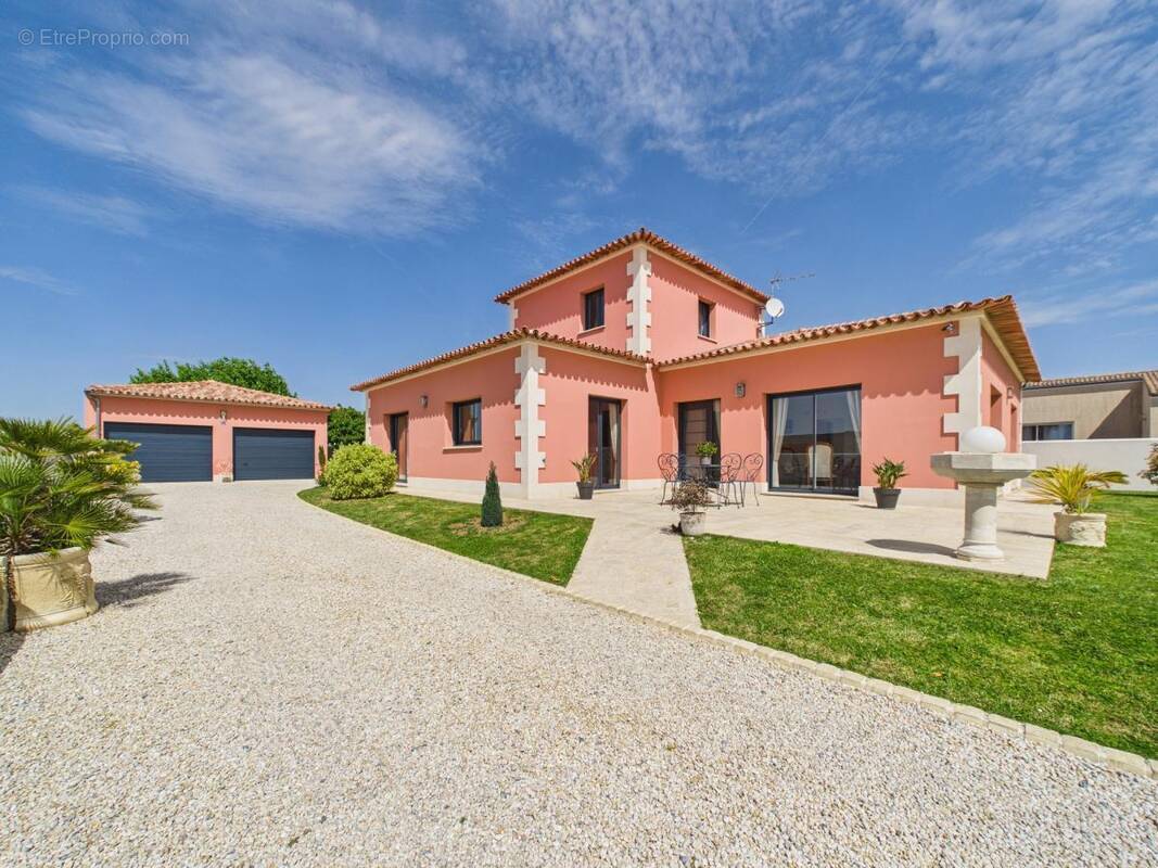 Maison à AIFFRES