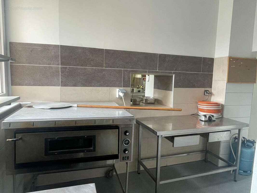 Commerce à LA BASTIDE-PUYLAURENT