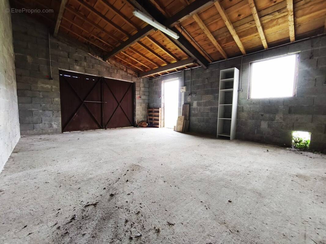 Maison à LALANDE-DE-POMEROL