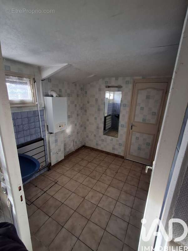 Photo 6 - Maison à FONTAINE-LES-GRES