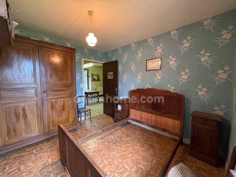 Maison à ARNAC-LA-POSTE