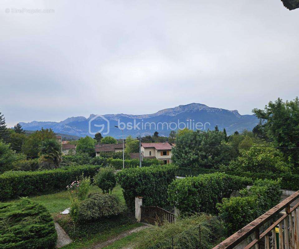 Maison à SAINT-MARTIN-D&#039;HERES