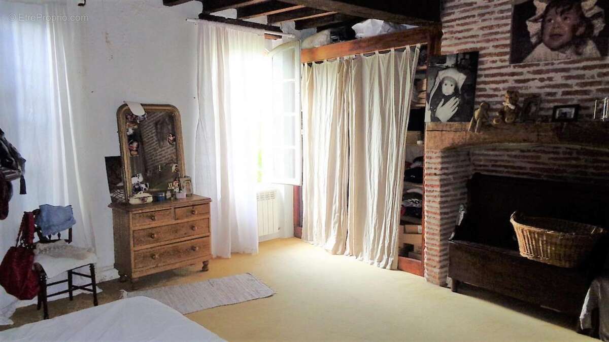 Maison 400 m² à Gaillac  - photo 13