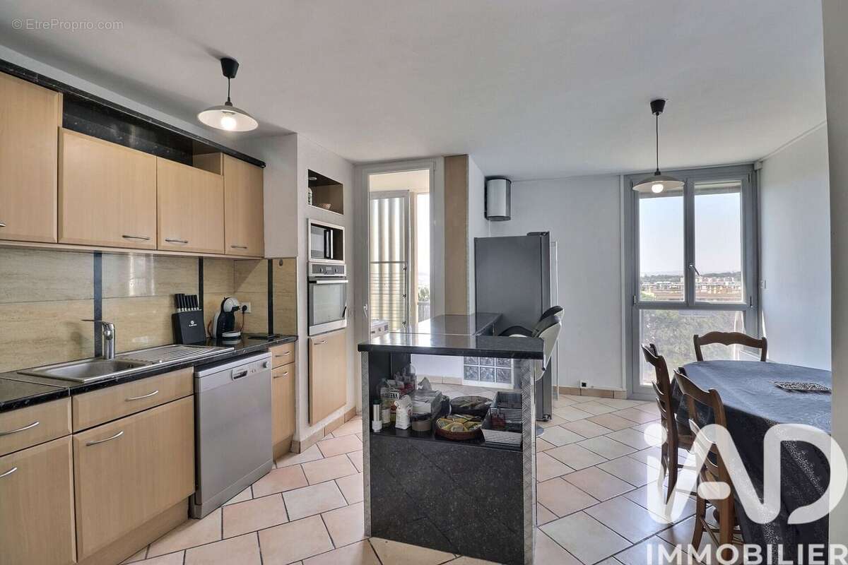 Photo 9 - Appartement à MARSEILLE-10E